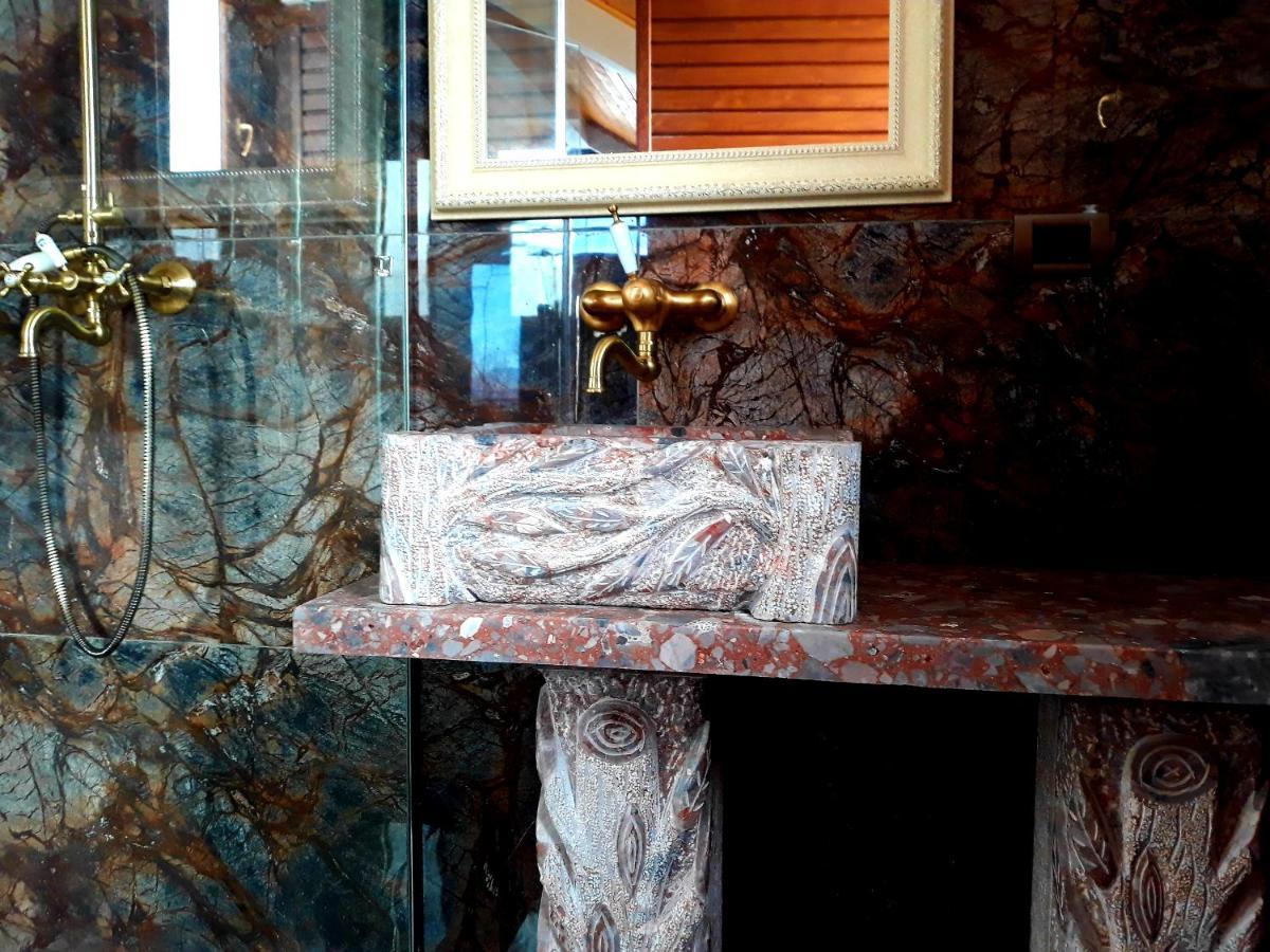 Villa Parku Rinia Korce Esterno foto