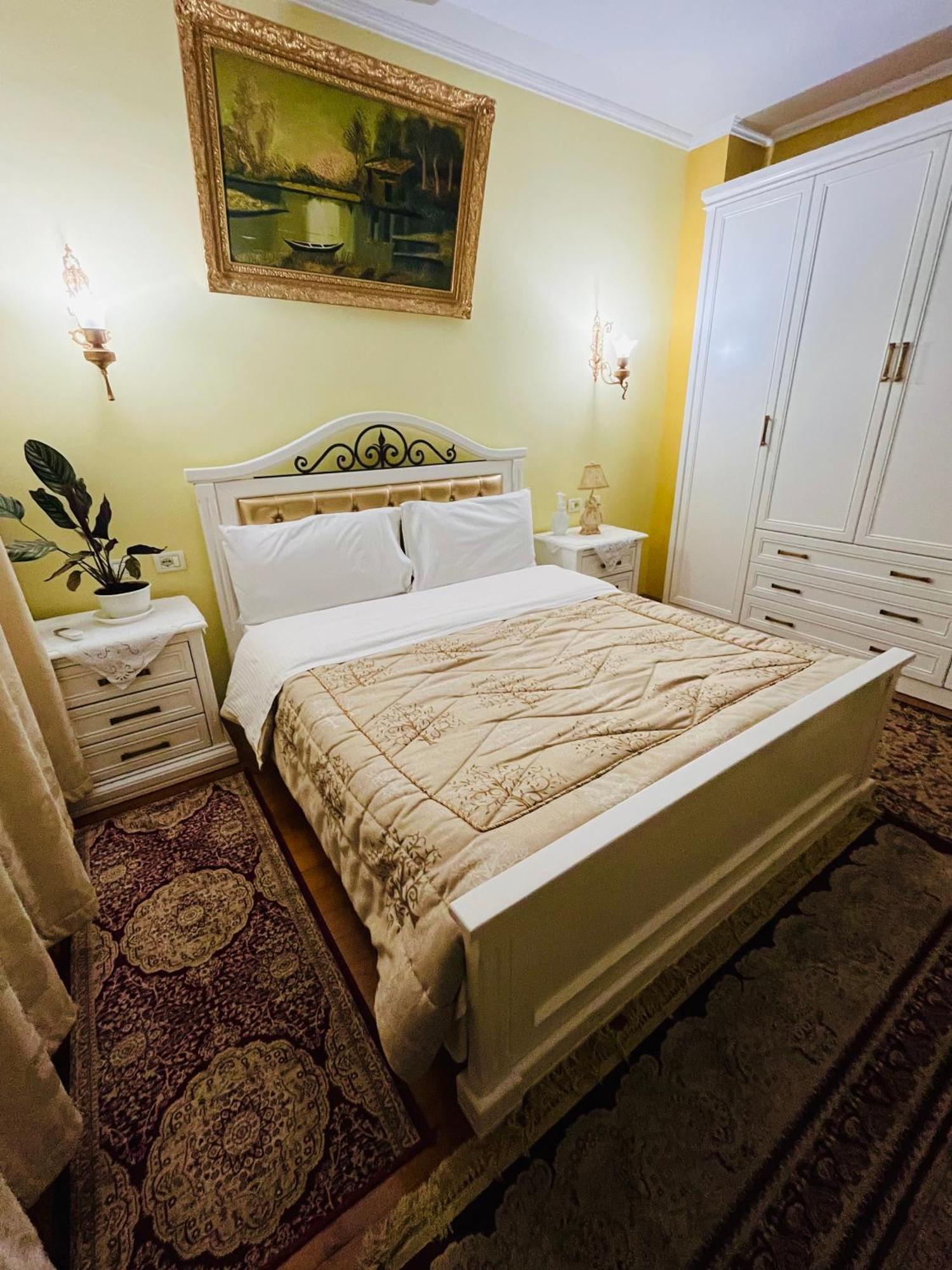Villa Parku Rinia Korce Esterno foto